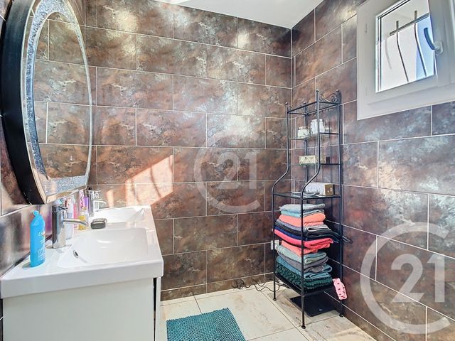 maison à vendre - 6 pièces - 200.0 m2 - CHAVANOZ - 38 - RHONE-ALPES - Century 21 Consilium Immobilier