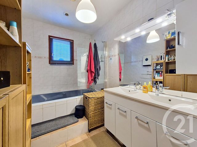 maison à vendre - 4 pièces - 121.3 m2 - LEYRIEU - 38 - RHONE-ALPES - Century 21 Consilium Immobilier
