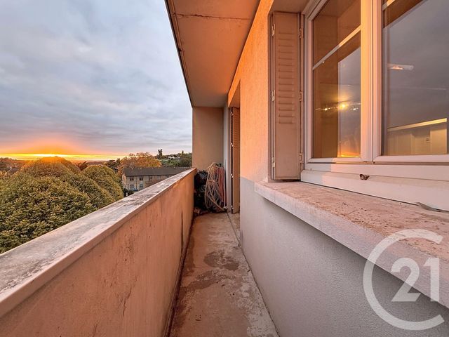 Appartement F3 à vendre - 3 pièces - 63.57 m2 - CREMIEU - 38 - RHONE-ALPES - Century 21 Consilium Immobilier