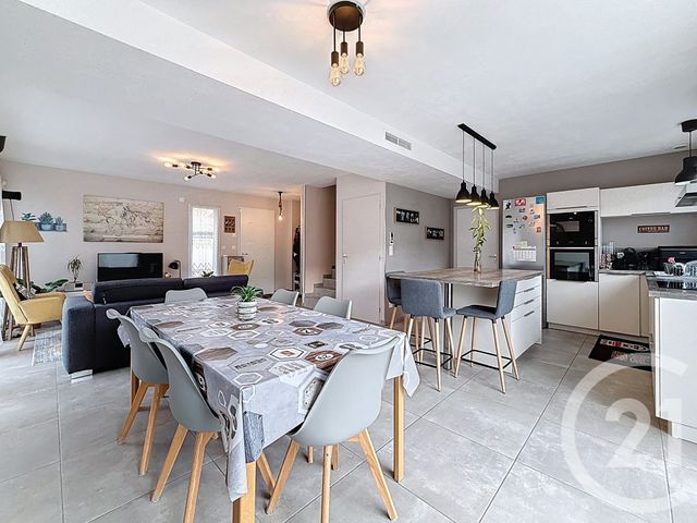 maison à vendre - 5 pièces - 110.0 m2 - VENERIEU - 38 - RHONE-ALPES - Century 21 Consilium Immobilier