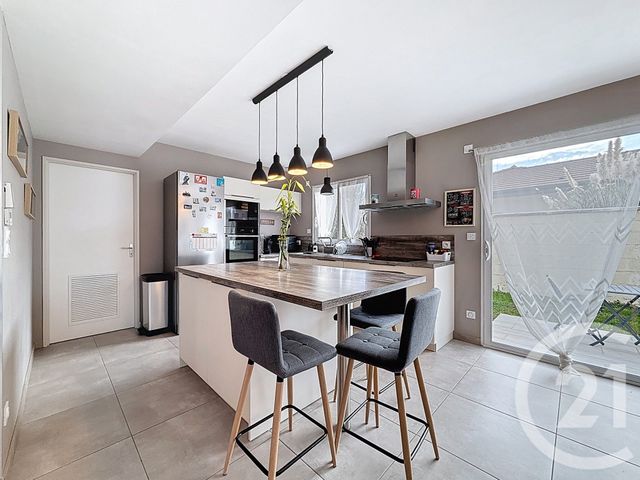 maison à vendre - 5 pièces - 110.0 m2 - VENERIEU - 38 - RHONE-ALPES - Century 21 Consilium Immobilier