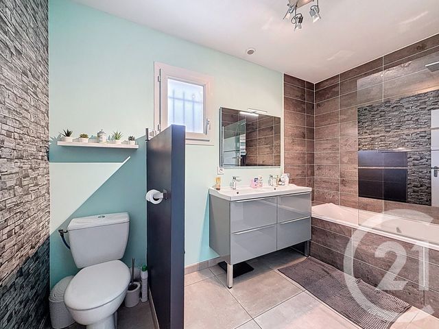 maison à vendre - 5 pièces - 110.0 m2 - VENERIEU - 38 - RHONE-ALPES - Century 21 Consilium Immobilier