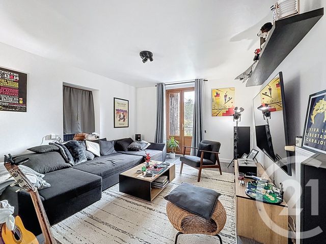 maison à louer - 6 pièces - 108.07 m2 - CREMIEU - 38 - RHONE-ALPES - Century 21 Consilium Immobilier