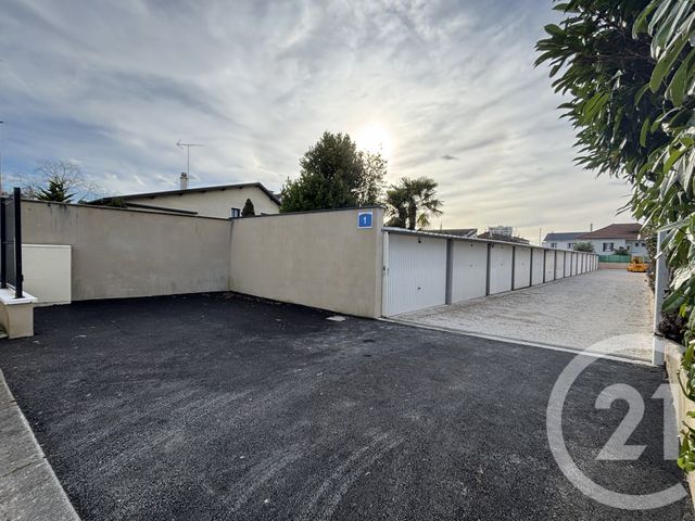 Parking à vendre PONT DE CHERUY