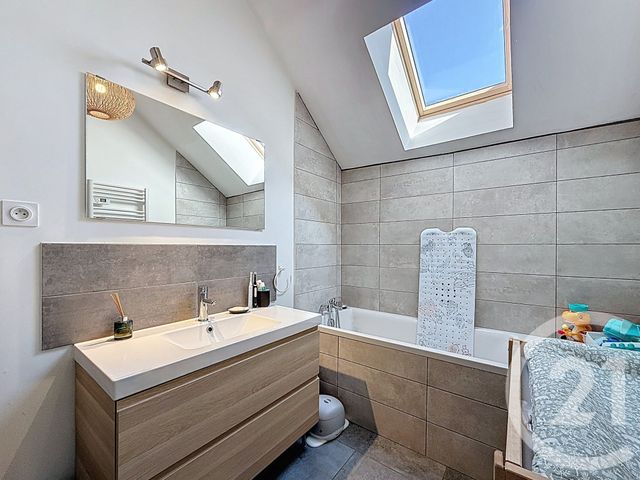 maison à vendre - 5 pièces - 131.28 m2 - ST MARCEL BEL ACCUEIL - 38 - RHONE-ALPES - Century 21 Consilium Immobilier