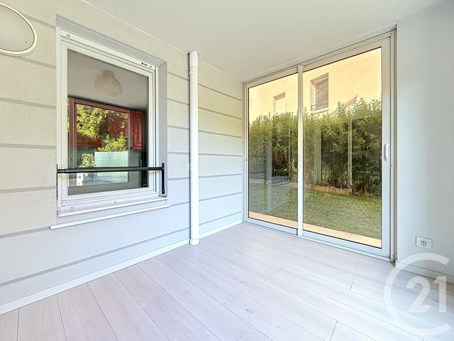 Appartement F3 à vendre - 3 pièces - 68.46 m2 - LA VERPILLIERE - 38 - RHONE-ALPES - Century 21 Consilium Immobilier