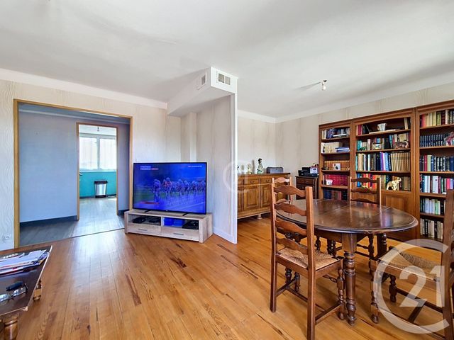 Appartement F3 à vendre - 3 pièces - 72.4 m2 - PONT DE CHERUY - 38 - RHONE-ALPES - Century 21 Consilium Immobilier