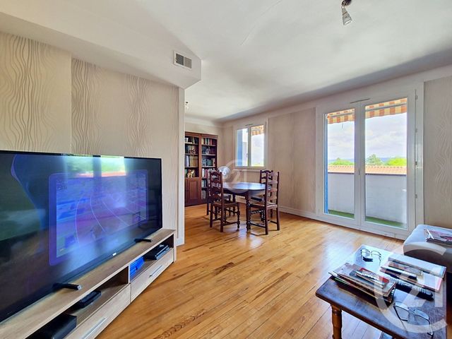 Appartement F3 à vendre - 3 pièces - 72.4 m2 - PONT DE CHERUY - 38 - RHONE-ALPES - Century 21 Consilium Immobilier