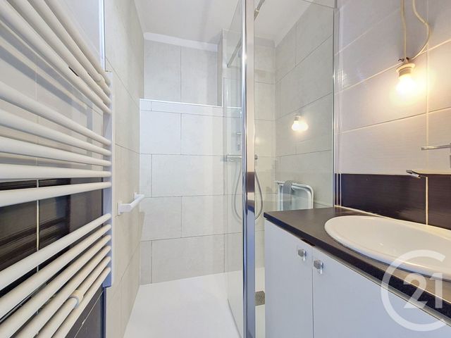 Appartement F3 à vendre - 3 pièces - 72.4 m2 - PONT DE CHERUY - 38 - RHONE-ALPES - Century 21 Consilium Immobilier