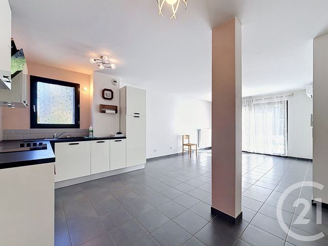 Appartement T3 à vendre - 3 pièces - 64.75 m2 - CREMIEU - 38 - RHONE-ALPES - Century 21 Consilium Immobilier