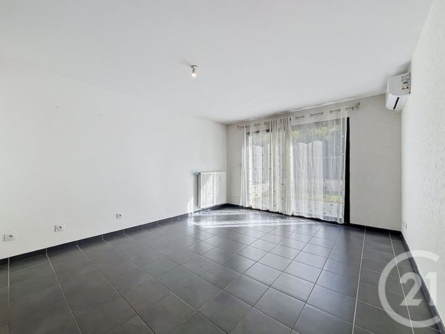 Appartement T3 à vendre - 3 pièces - 64.75 m2 - CREMIEU - 38 - RHONE-ALPES - Century 21 Consilium Immobilier