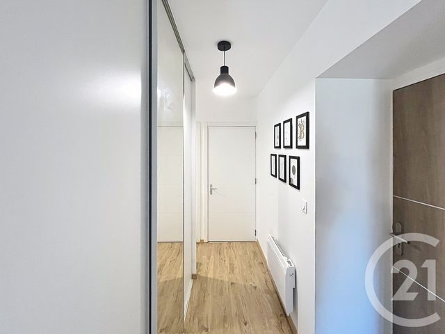 Appartement F3 à vendre - 3 pièces - 64.5 m2 - CHAVANOZ - 38 - RHONE-ALPES - Century 21 Consilium Immobilier