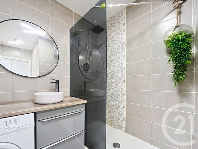 Appartement F3 à vendre - 3 pièces - 64.5 m2 - CHAVANOZ - 38 - RHONE-ALPES - Century 21 Consilium Immobilier