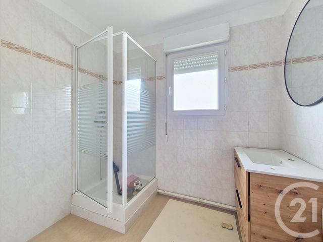Appartement F3 à vendre - 3 pièces - 78.33 m2 - CHARVIEU CHAVAGNEUX - 38 - RHONE-ALPES - Century 21 Consilium Immobilier