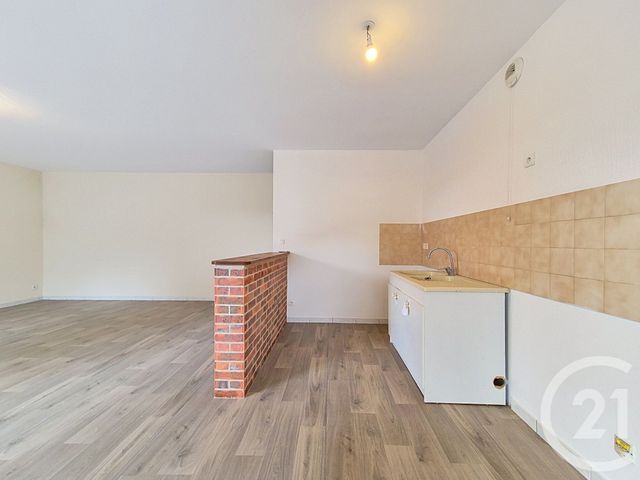 Appartement F3 à vendre - 3 pièces - 78.33 m2 - CHARVIEU CHAVAGNEUX - 38 - RHONE-ALPES - Century 21 Consilium Immobilier